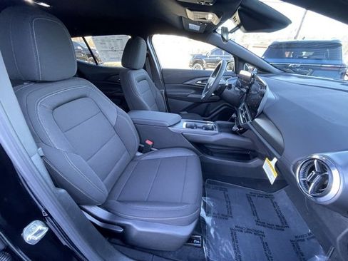 New 2026 Chevrolet Equinox EV LT image 30