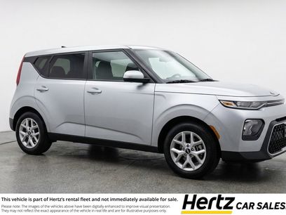 Used 2025 Kia Soul LX w/ LX Technology Package