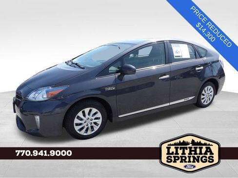 Used 2014 Toyota Prius Prime Plug-In Hybrid FWD image 4