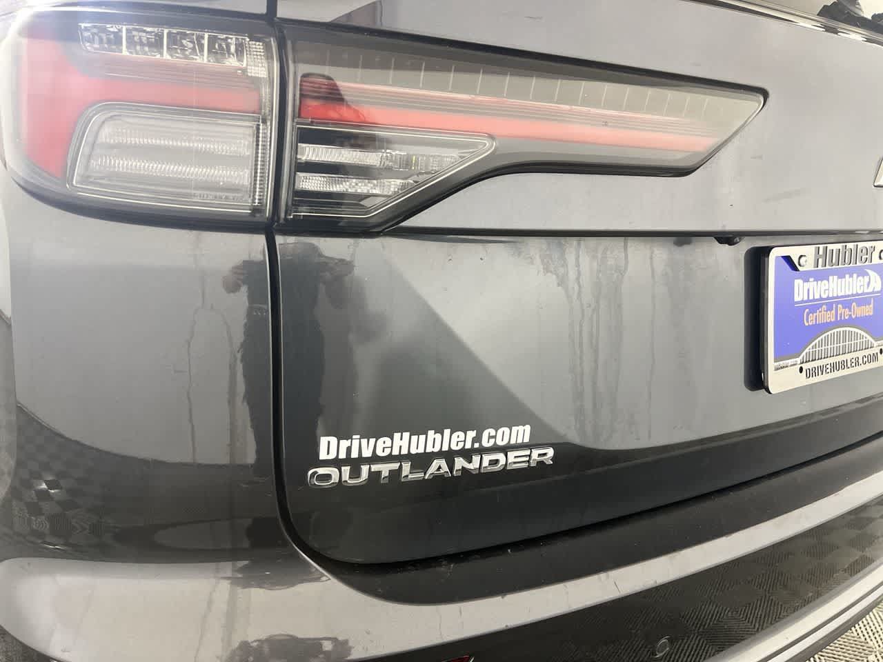 Used 2025 Mitsubishi Outlander SE AWD/4WD image 11