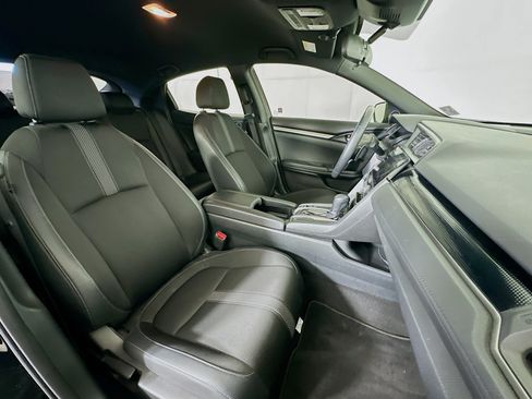 Used 2021 Honda Civic Sport image 28