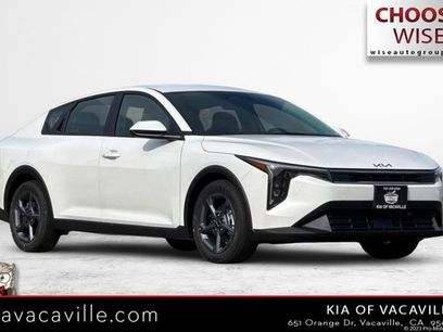 New 2026 Kia K4 LXS