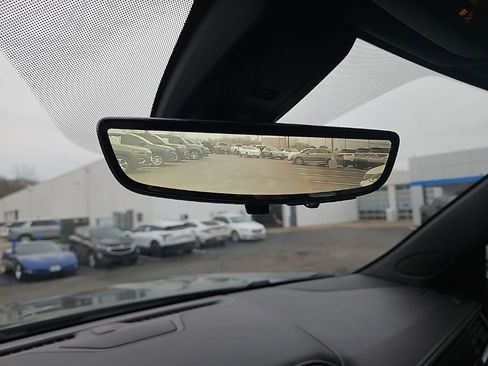 Used 2021 GMC Yukon XL Denali w/ Denali Ultimate Package image 21