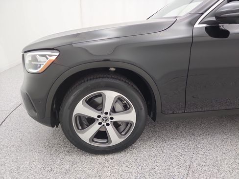 Certified 2023 Mercedes-Benz GLC 300 4MATIC Coupe image 17