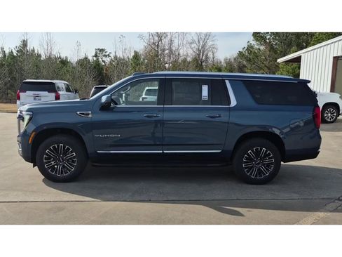 New 2026 GMC Yukon XL Elevation w/ LPO, Floor Liner Package image 5
