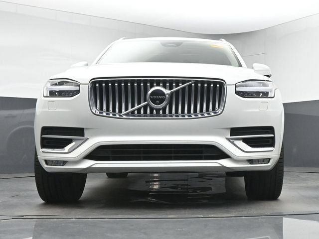 Used 2023 Volvo XC90 B6 Plus w/ Protection Package Premier AWD/4WD image 11