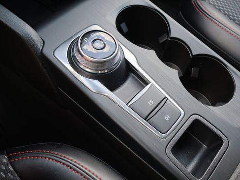 Used 2024 Ford Escape ST-Line w/ Equipment Group 301A image 22