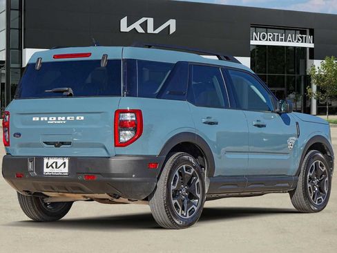 Used 2023 Ford Bronco Sport Outer Banks w/ Tech Package image 6