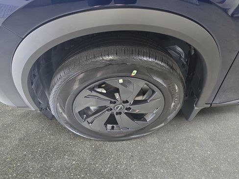 New 2026 Nissan Rogue SV w/ Cold Weather Package AWD/4WD image 31