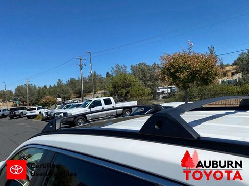 Certified 2021 Toyota RAV4 XLE w/ Convenience Package AWD/4WD image 12