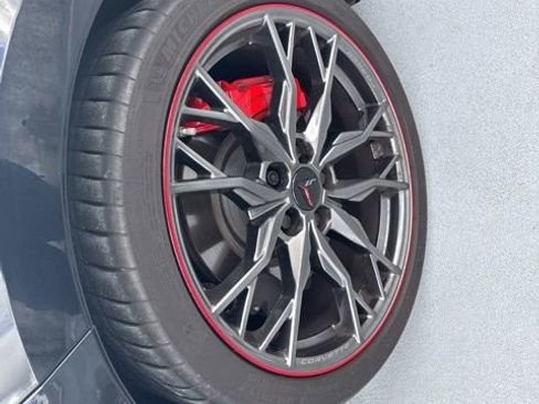 Used 2023 Chevrolet Corvette Stingray Preferred Cpe w/ Z51 Performance Package RWD image 18