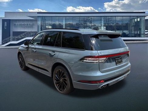 New 2026 Lincoln Aviator Reserve AWD/4WD image 5