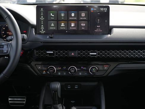 Used 2025 Honda Accord Sport image 25