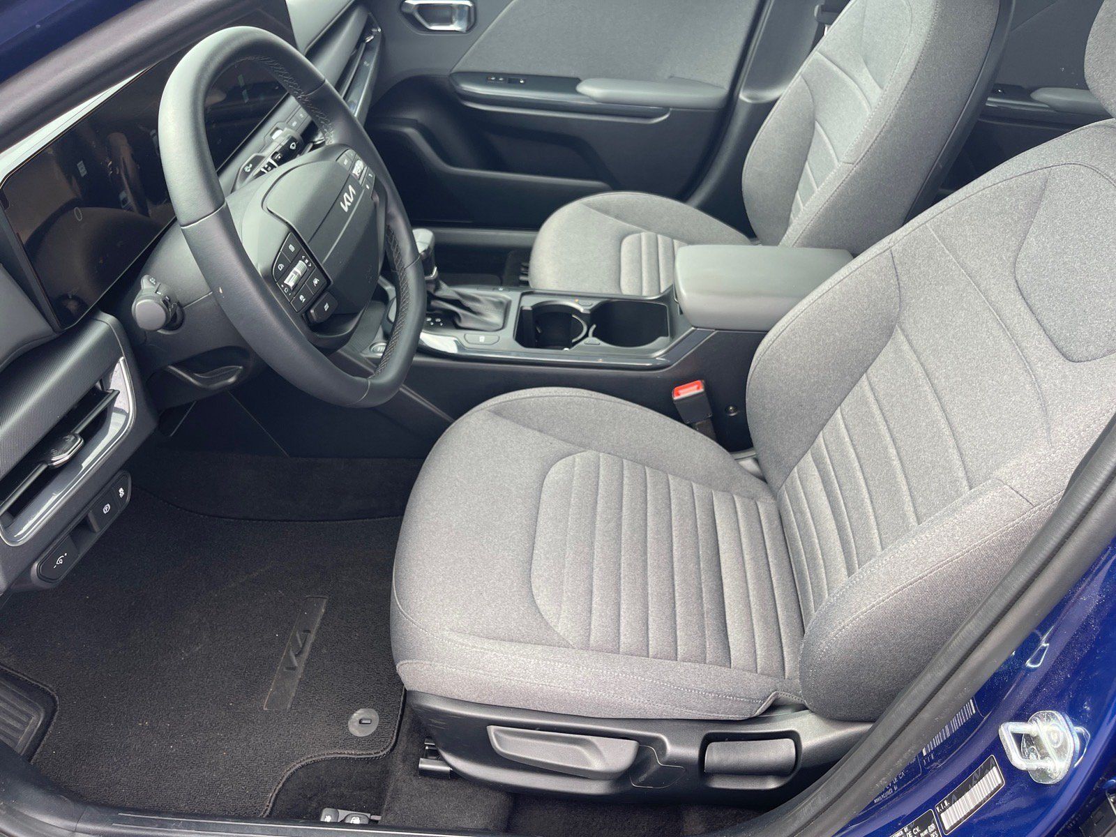 Used 2025 Kia K4 EX FWD image 10