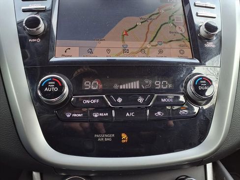 Used 2019 Nissan Murano SL w/ Cargo Package image 9