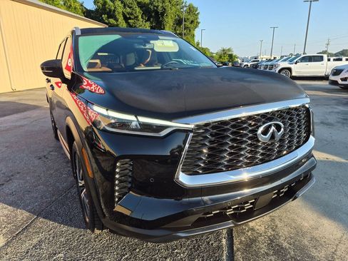 Used 2023 INFINITI QX60 Sensory w/ Vision Package AWD/4WD image 5