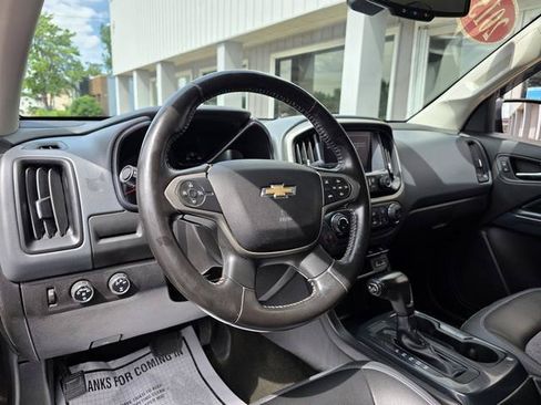 Used 2015 Chevrolet Colorado Z71 AWD/4WD image 9