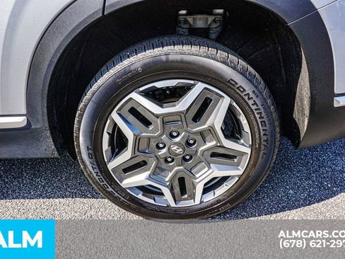 Used 2023 Hyundai Santa Fe SEL Convenience image 18