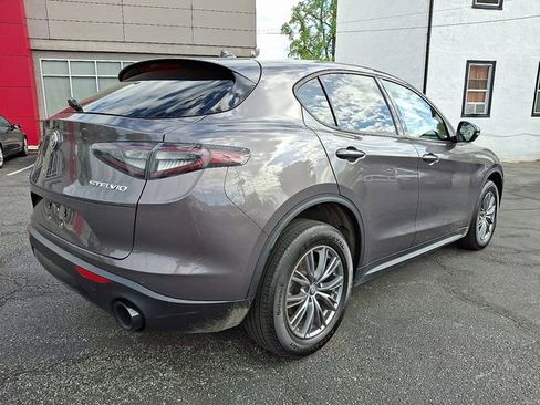 Used 2024 Alfa Romeo Stelvio Sprint image 6