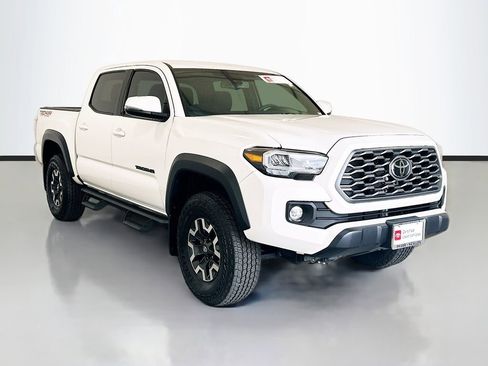 Used 2023 Toyota Tacoma TRD Off-Road AWD/4WD image 3