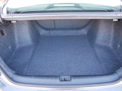 Used 2019 Honda Accord EX image 18