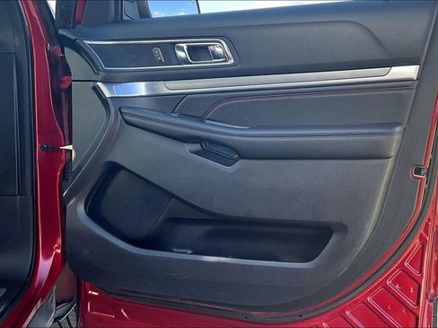 Used 2017 Ford Explorer Sport image 22