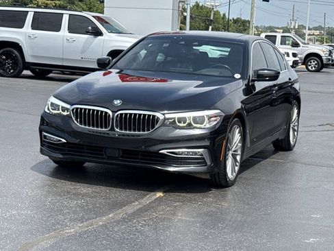 Used 2018 BMW 530i RWD image 11