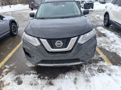 Used 2020 Nissan Rogue SV w/ Premium Package