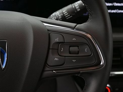 Used 2025 Buick Encore GX Sport Touring FWD image 27