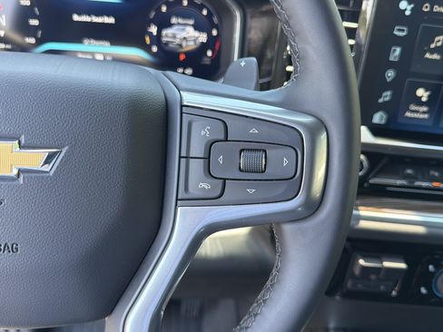 Used 2026 Chevrolet Silverado 1500 LT AWD/4WD image 25