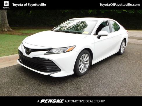 Used 2020 Toyota Camry LE FWD image 1