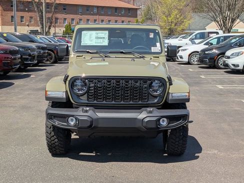 New 2026 Jeep Gladiator Willys AWD/4WD image 8