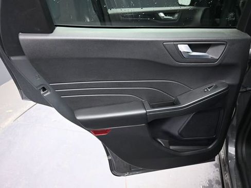 Used 2025 Ford Escape ST-Line AWD/4WD image 15