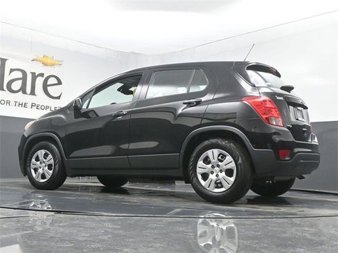 Used 2019 Chevrolet Trax LS image 54