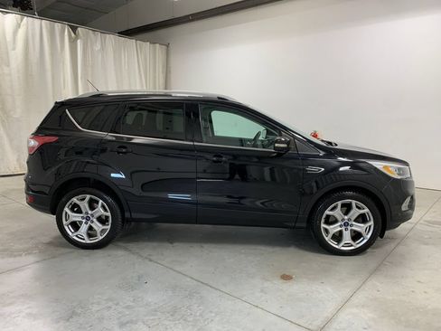 Used 2017 Ford Escape Titanium FWD image 27
