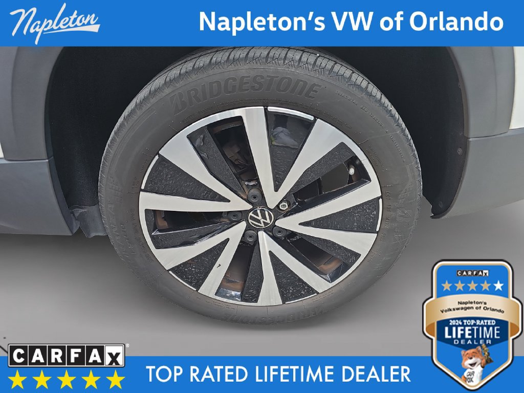 Used 2023 Volkswagen Taos SE FWD image 32