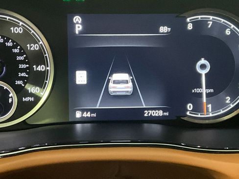 Used 2023 Genesis GV70 2.5T w/ Advanced Package image 17