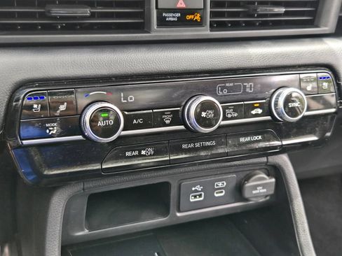 Used 2023 Honda Pilot Elite image 20
