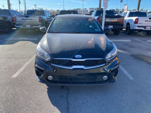 Used 2021 Kia Forte LXS image 2