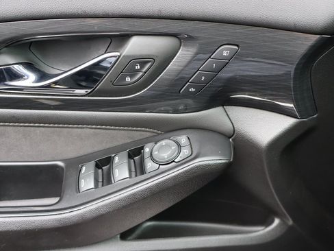 Used 2023 Chevrolet Traverse High Country w/ LPO, Floor Liner Package image 30