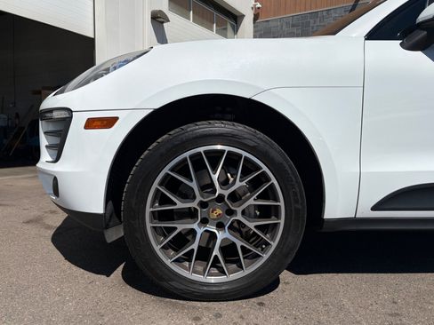 Used 2016 Porsche Macan S AWD/4WD image 10