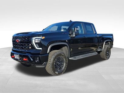 New 2026 Chevrolet Silverado 2500 ZR2 w/ LPO, Dark Essentials Package