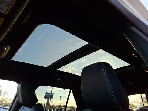 Certified 2023 Ford Explorer ST w/ Equipment Group 401A image 17