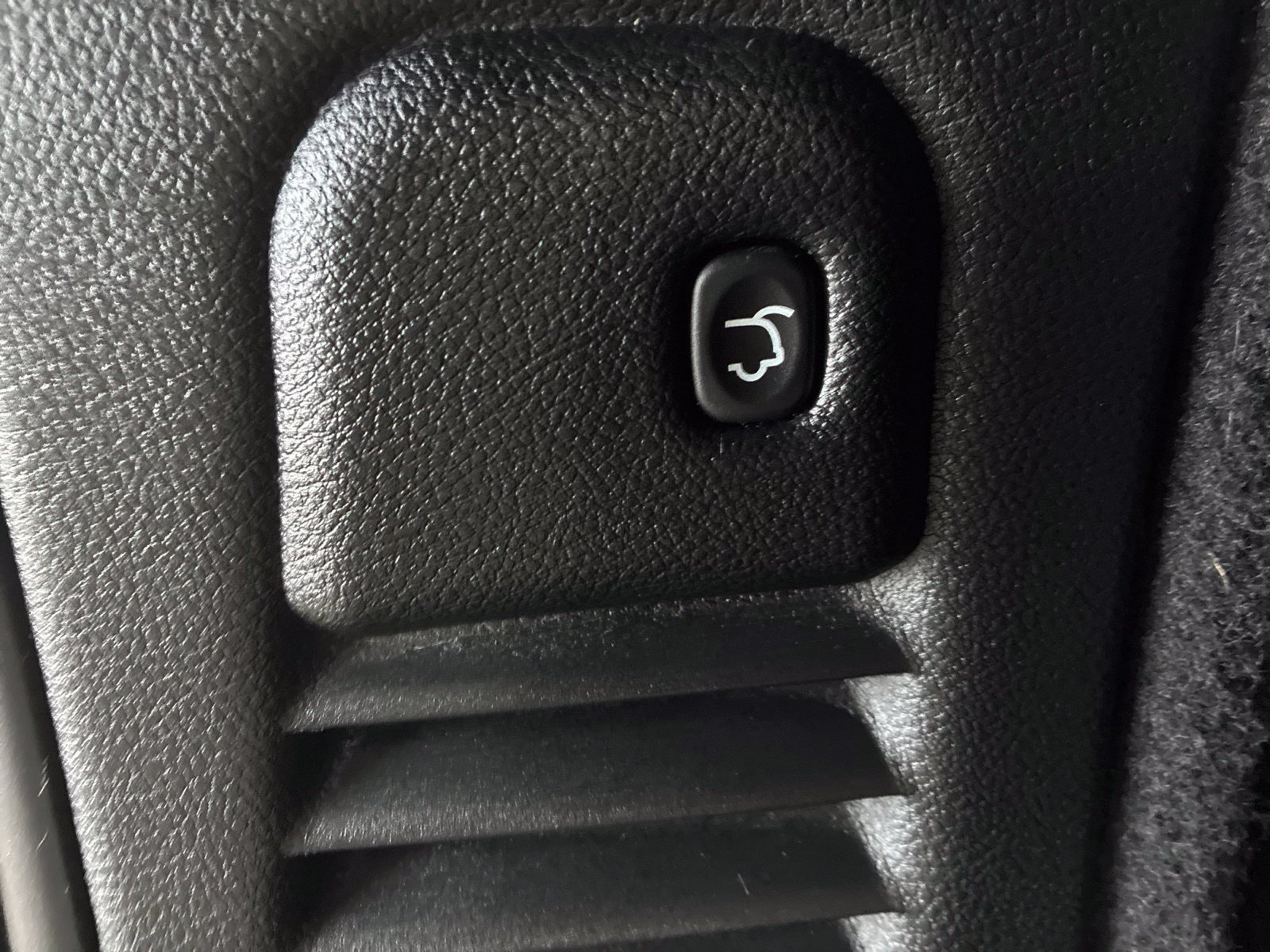 Used 2022 Dodge Durango GT AWD/4WD image 12