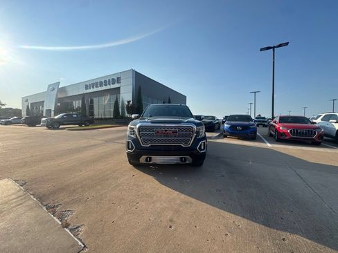 Used 2019 GMC Sierra 1500 Denali w/ Denali Ultimate Package AWD/4WD image 2