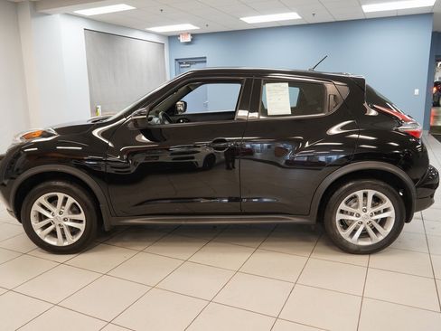 Used 2016 Nissan Juke S image 2
