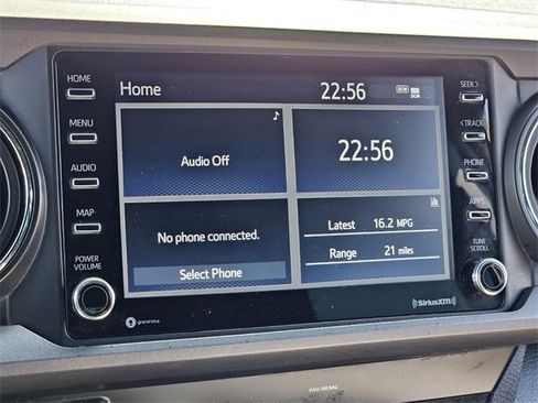 Used 2020 Toyota Tacoma TRD Off-Road w/ Technology Package image 20