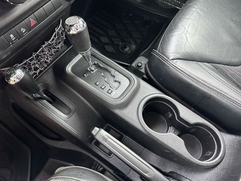 Used 2013 Jeep Wrangler Unlimited Sport AWD/4WD image 25