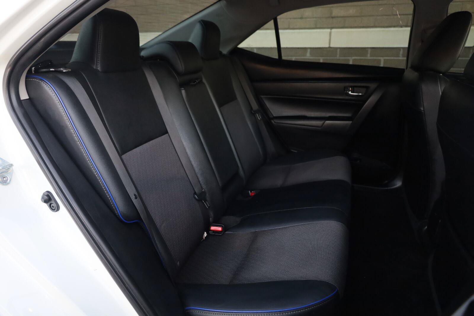 Used 2017 Toyota Corolla SE w/ Body Protection Package FWD image 24