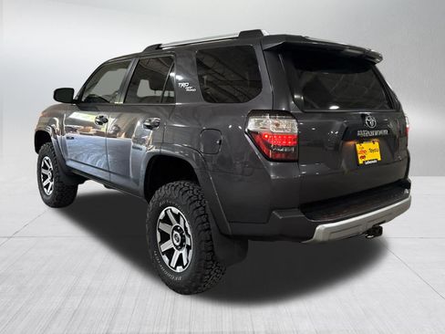 Used 2018 Toyota 4Runner TRD Off-Road Premium AWD/4WD image 4